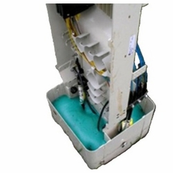 URASEAL URF660S KIT PEDESTAL FOAM 660 GRAMS WITH SPOUT