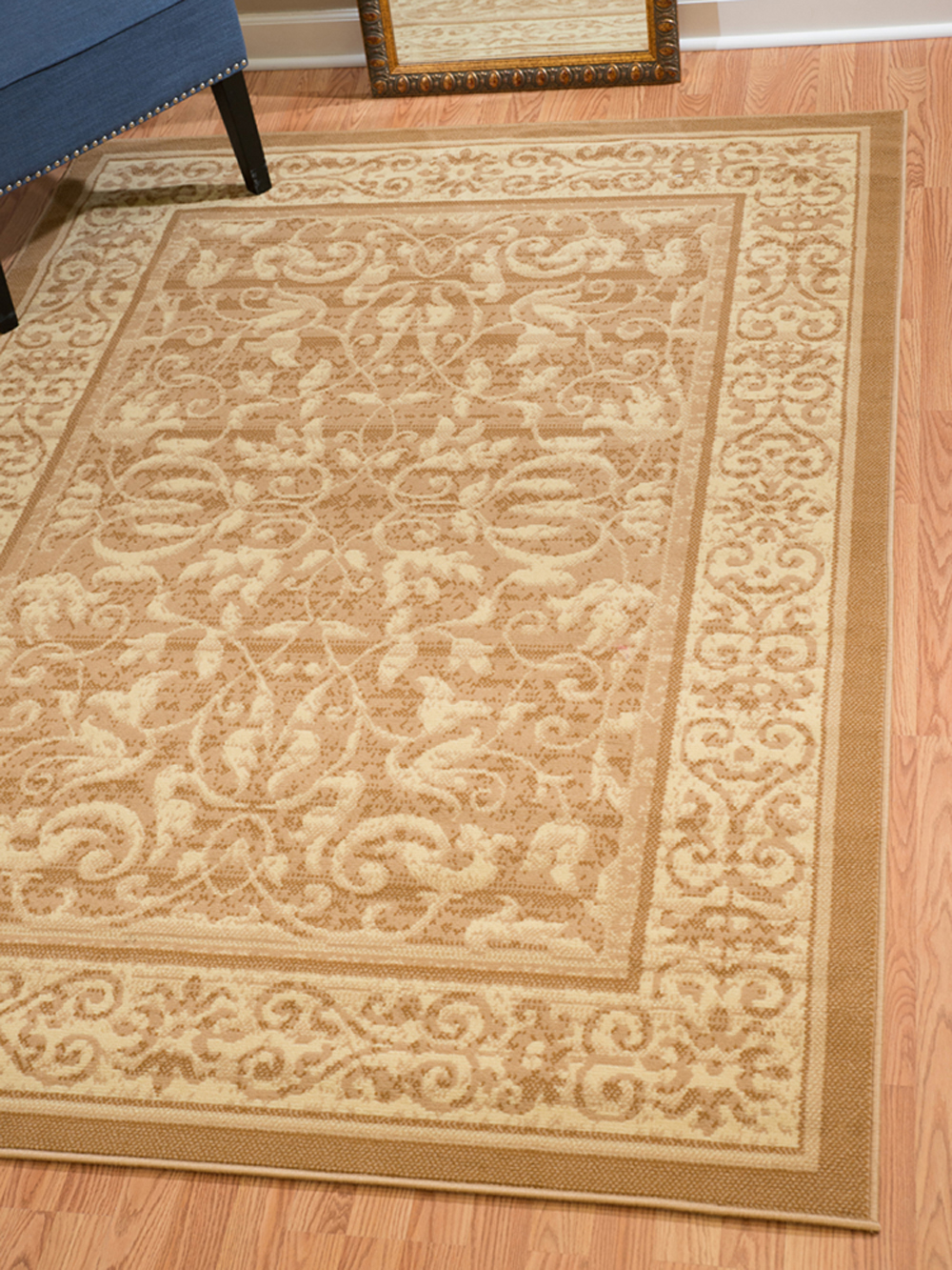 United Weavers Area Rugs Dallas Rugs 85110626 Baroness Beige