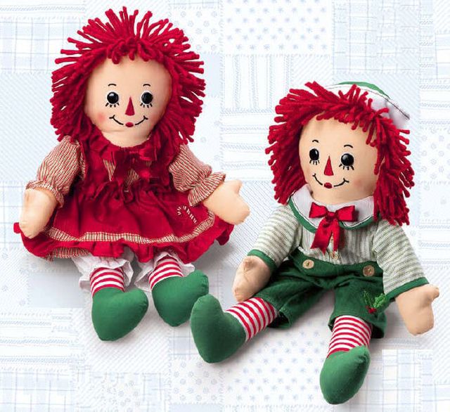 Raggedy Ann & Andy 2010 Christmas Holiday Dolls by Russ
