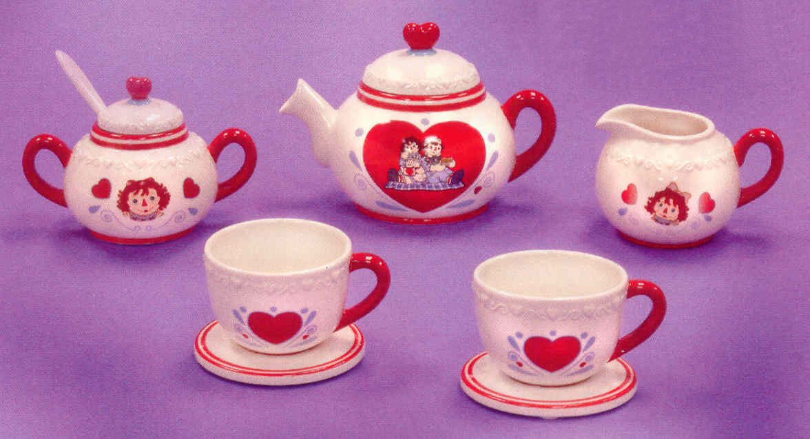 Raggedy Ann & Andy Ceramic Tea Set