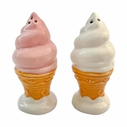 Salt & Pepper Shaker Set  Ice Cream Cone 