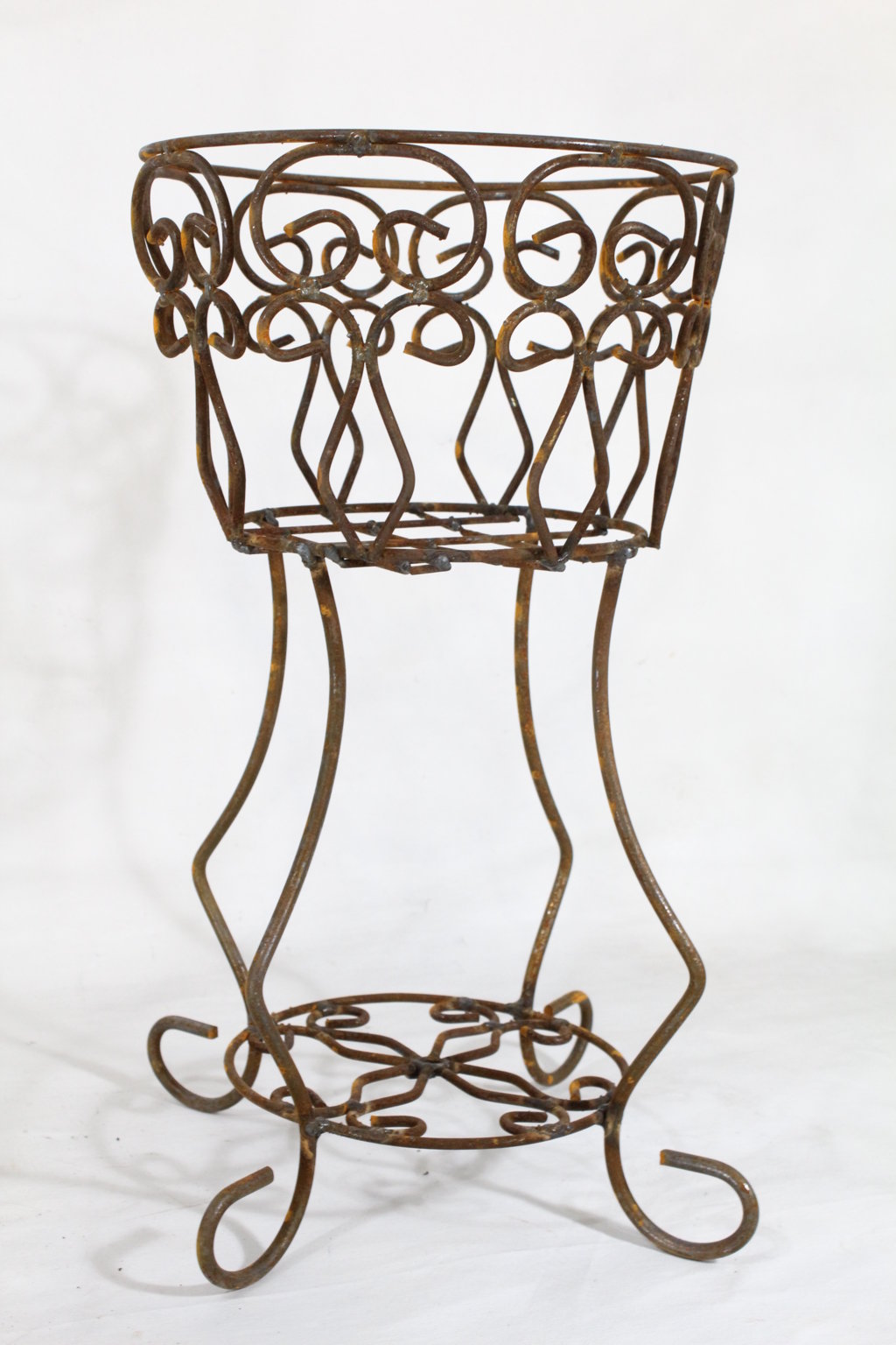 21" Wrought Iron Diamond Planter Decorative Container