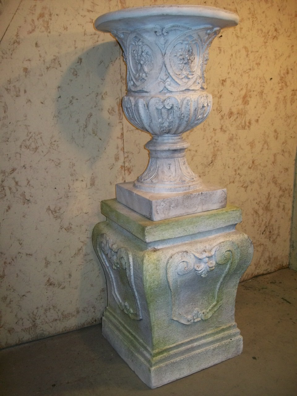 Fallon Planter Urn Pedestal Base in Fiberstone