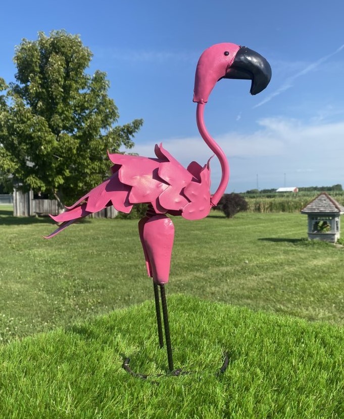 20" Metal Flamingo Statue Yard Accent Bird Lawn Decor
