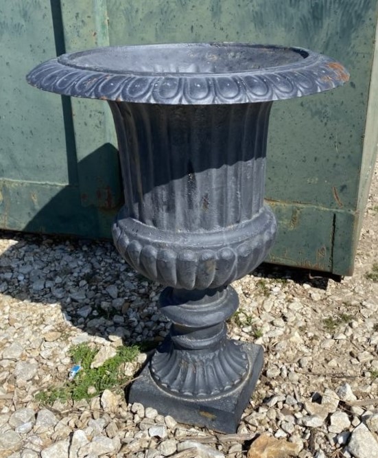 27" Cast Iron Natalie Urn Flower Pot