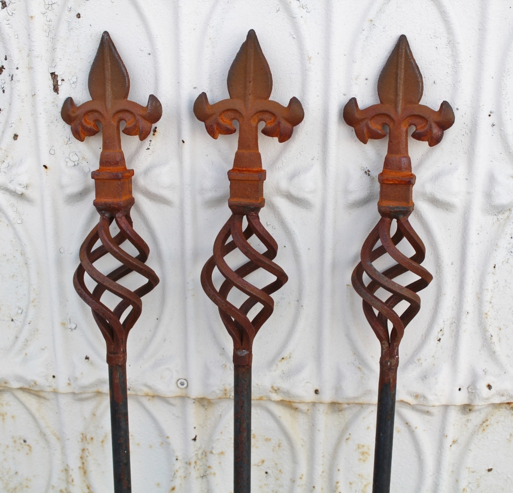 3 Metal Hose Guards Cast Iron Finial Garden Hose Guide