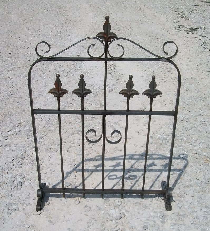 35" Wrought Iron Garden Gate Trellis Screen