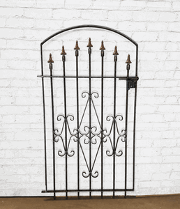 48 x 30 Metal Curly Clarkson All Spear Curly Gate