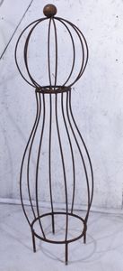 38 Bonnie Ball Top Topiary Trellis - Flower and Vine Support