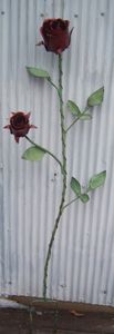 Double Rose Stake - Iron Garden Flowers