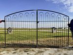 Driveway Des Moines Gate 5t x 10w - Wrought Iron Hoop & Spear