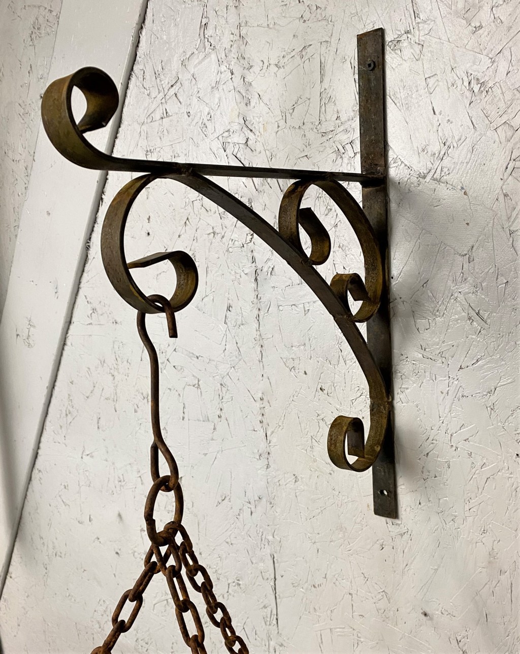 Metal Carriage Hanger Hanging Basket Wall Hook