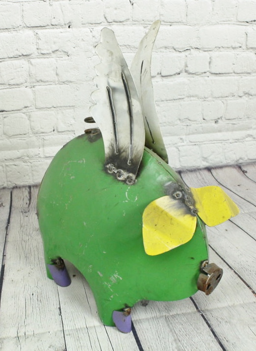 Large Flying Metal Pig Yard Art Lawn Ornament