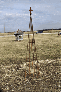49 Wrought Iron Triangle Finial Topiary - Garden Tuteur