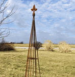 49 Wrought Iron Triangle Finial Topiary - Garden Tuteur