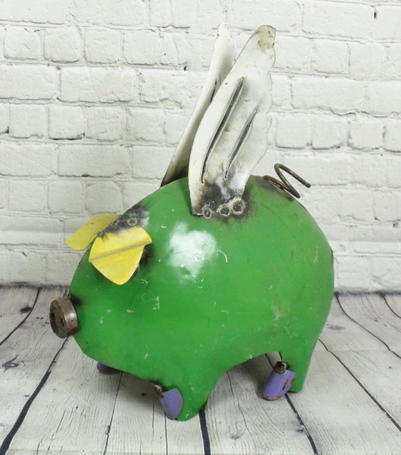 Large Flying Metal Pig Yard Art Lawn Ornament