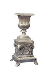 Medium Aluminum Venetian Urn - Presidential Base - 41"