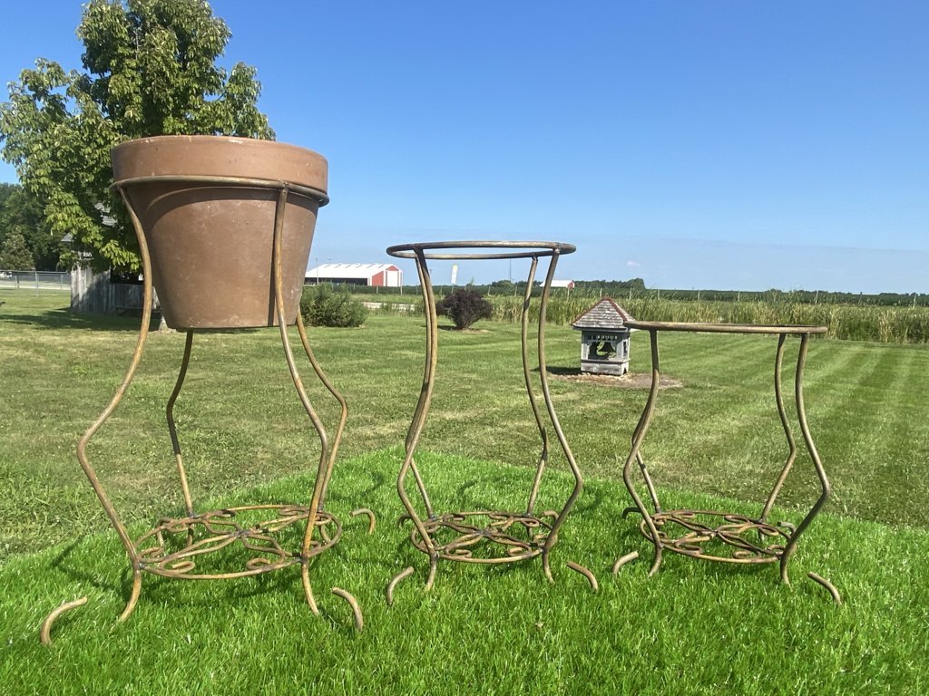 Metal 20" Plant Stand Gazing Ball Holder Decorative Container