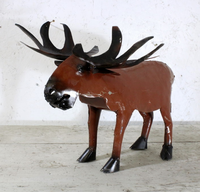 13" Metal Moose Woodsy Lawn Decor