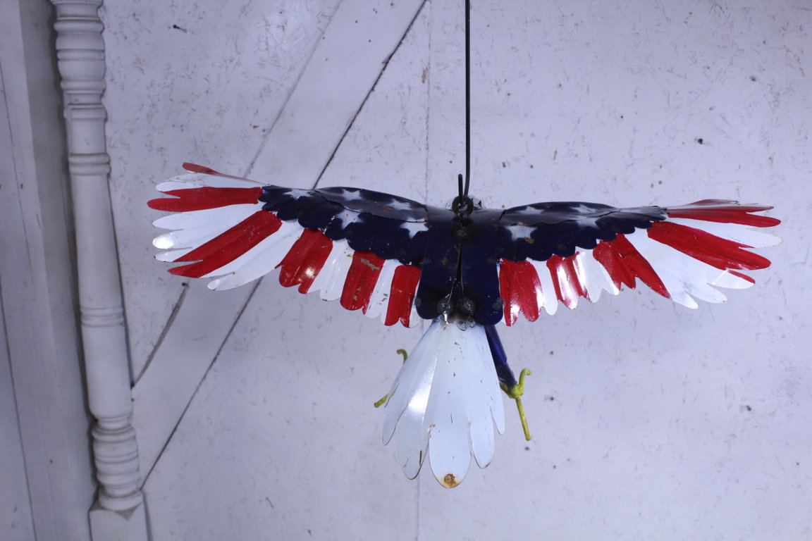 Metal Patriotic Flying Eagle Bird Yard Ornament