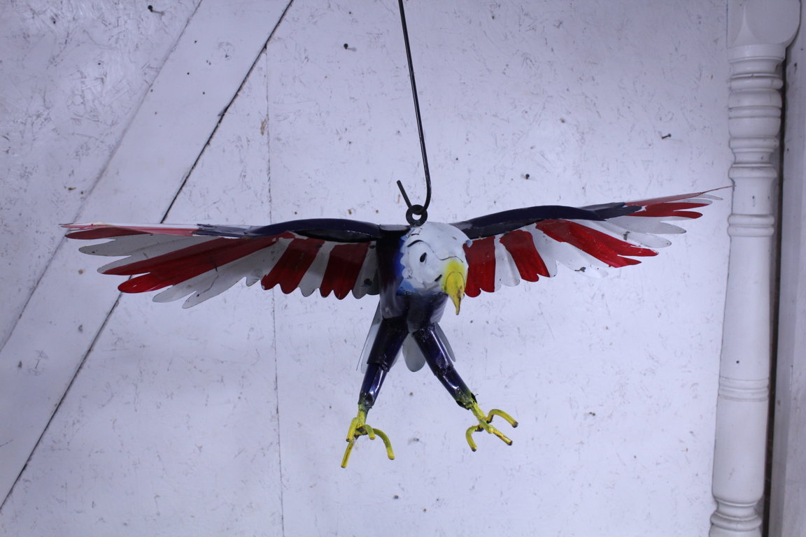 Metal Patriotic Flying Eagle Bird Yard Ornament