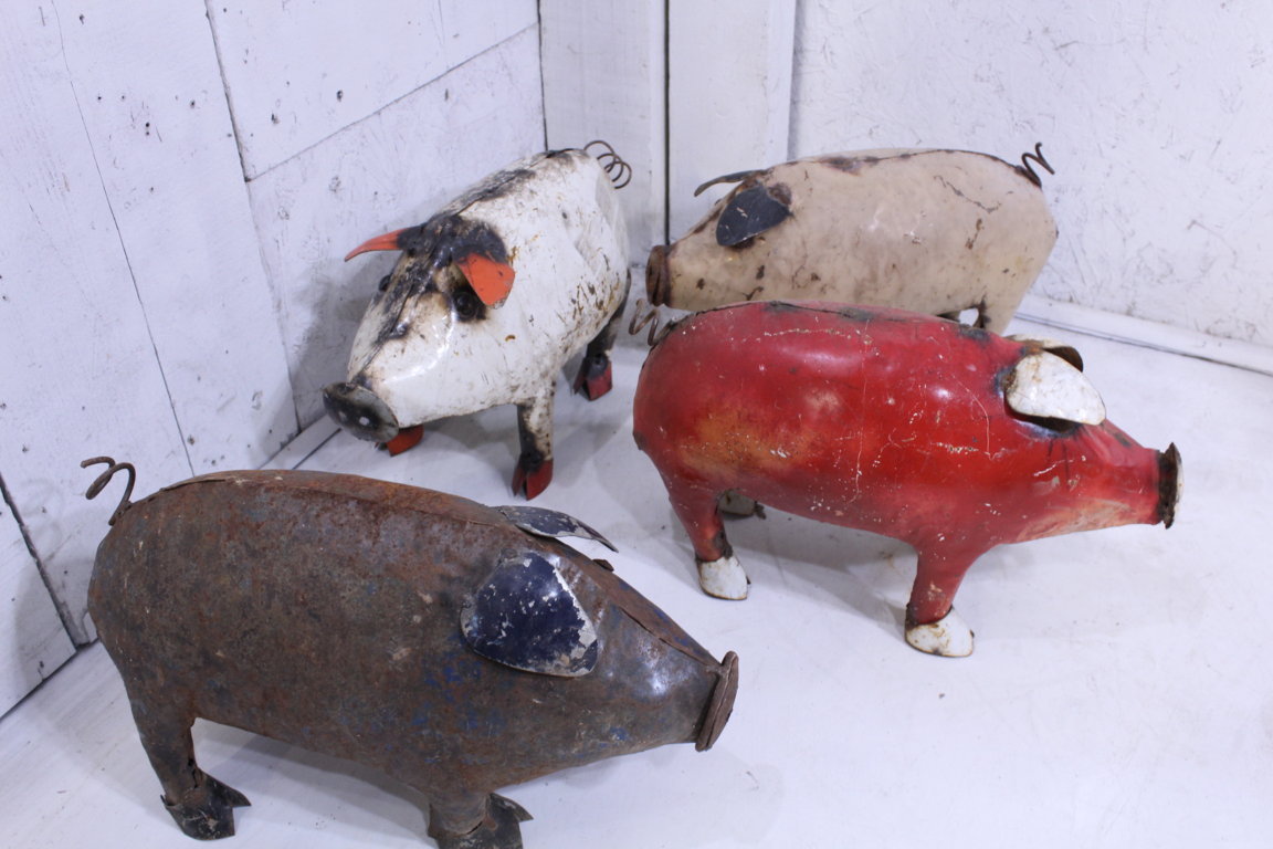 Metal Recycled Pig Swine Lawn Decoration