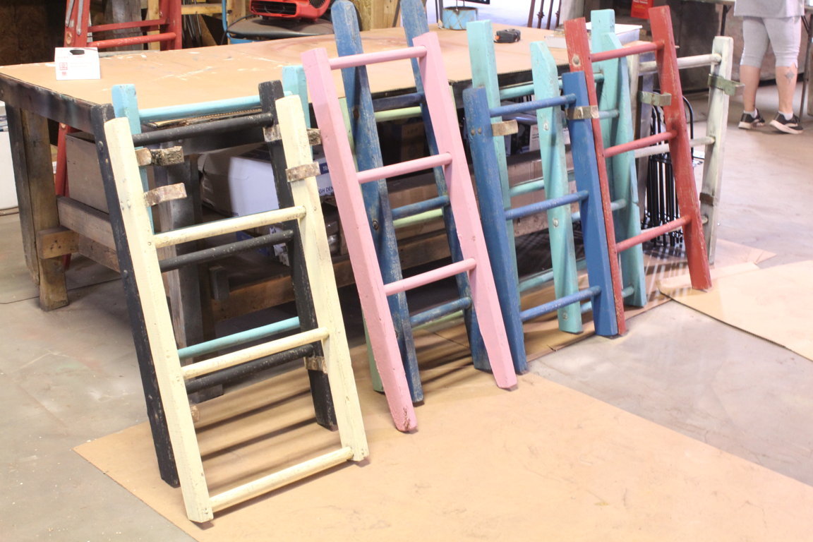 Rustic Vintage 3 Rung Wooden Ladder