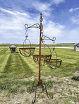 Shaundra Metal Flower Planter Basket 