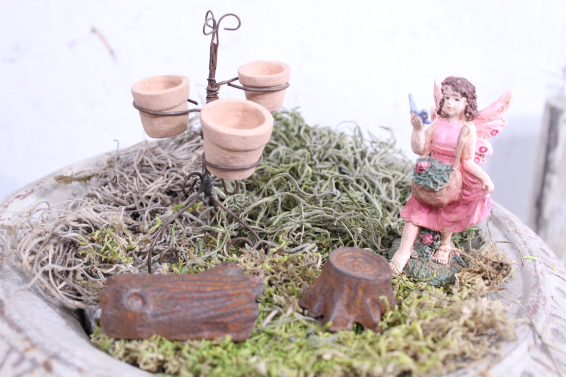 Small Miniature Fairy Garden Accent Pieces