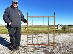 Metal Tally Finial Trellis - Big Border Fence