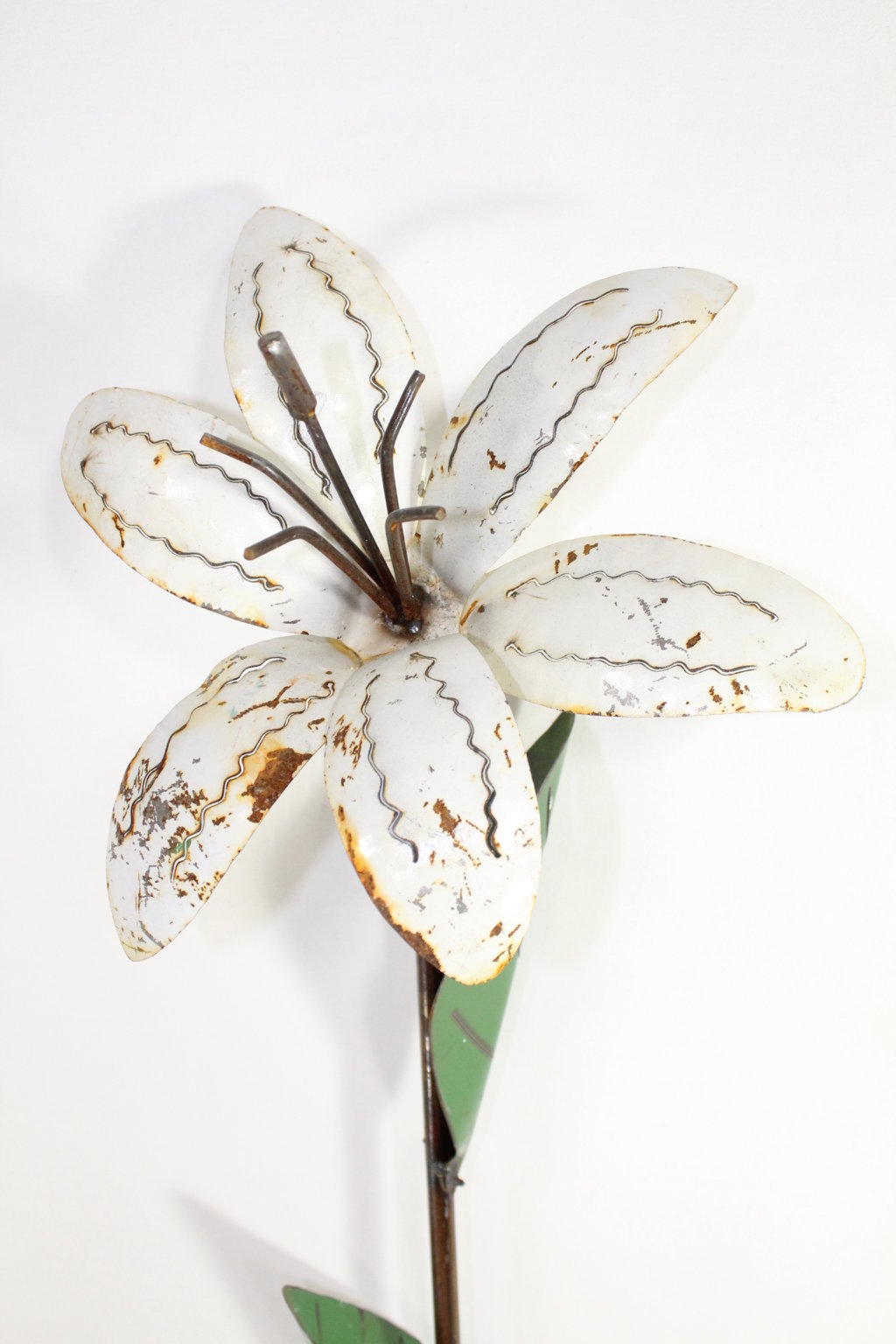 Tin Flower Stake Lawn Ornament Yard Art