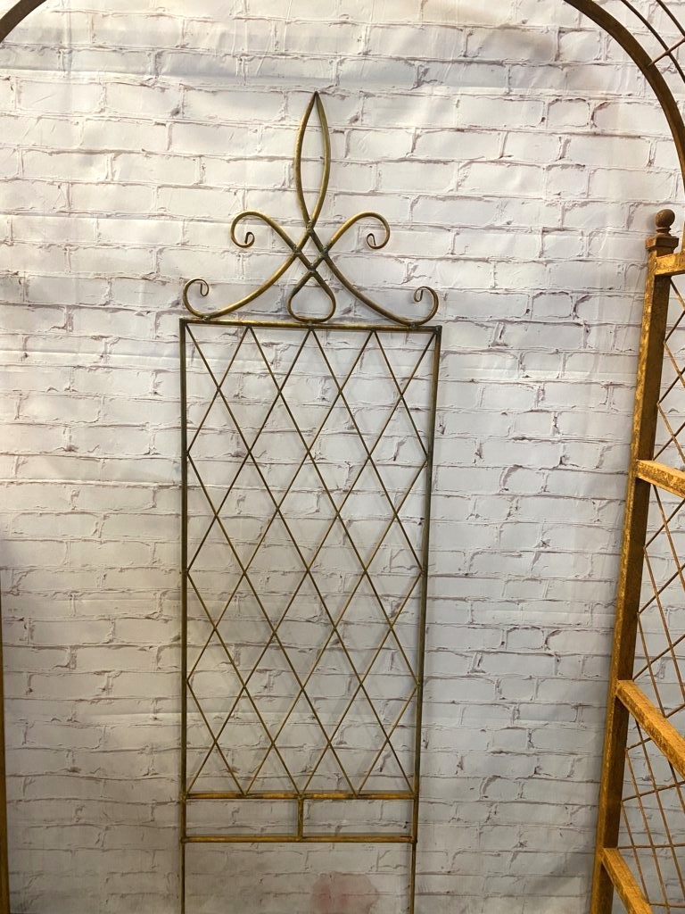 Wrought Iron 70" Leo Trellis Flower Support