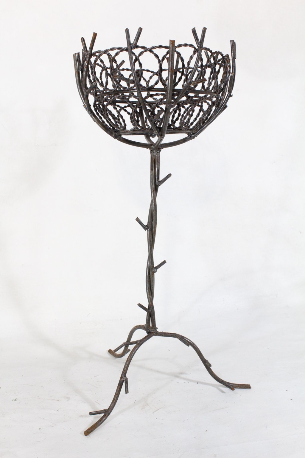 Wrought Iron Bird Nest Planter Decorative Plant Stand