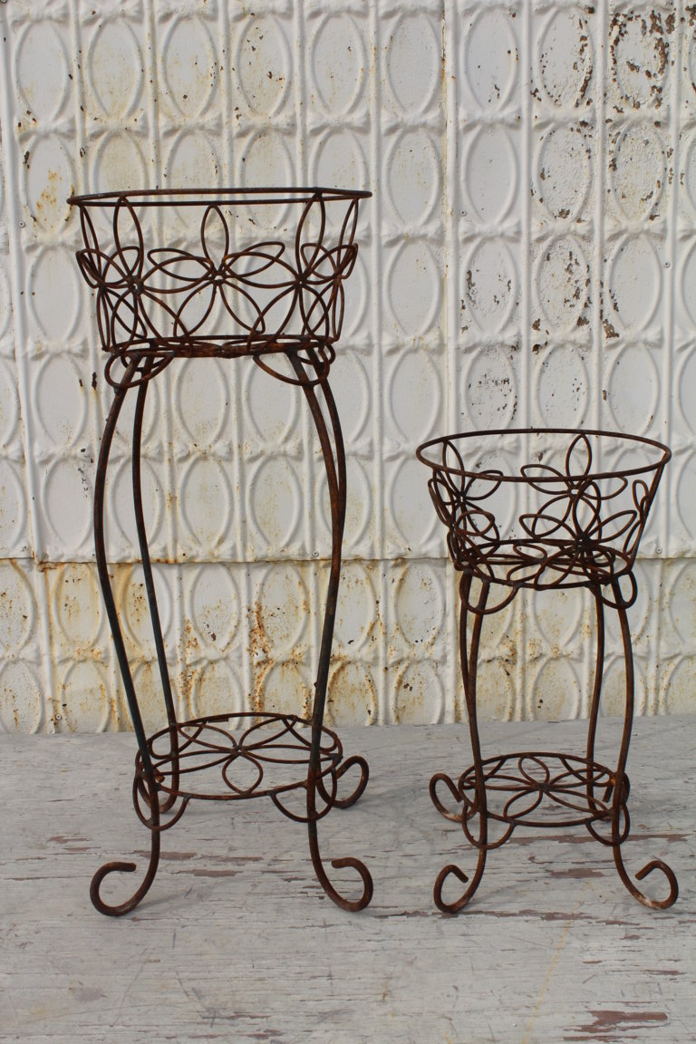 Wrought Iron Planters with Flowers in 2 Sizes Decorative Containers