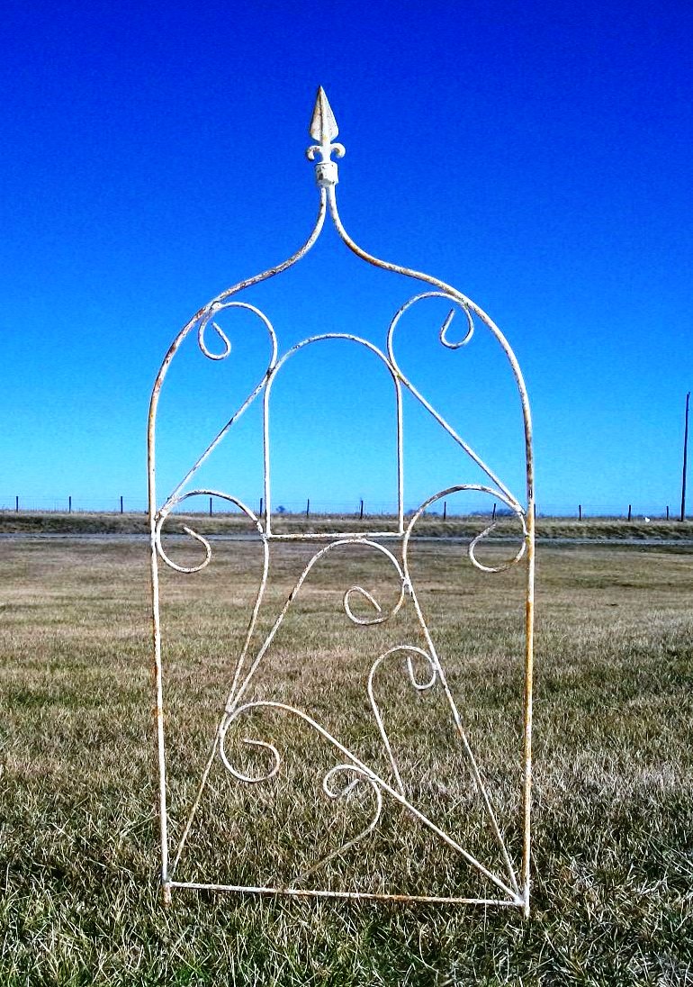 Wrought Iron Finial Trellis Flower Garden Trellis