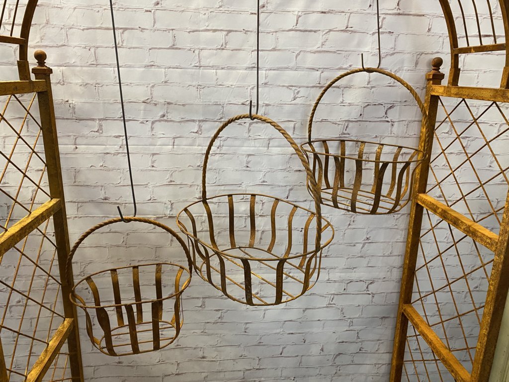 Wrought Iron Oval Benny Baskets 3 Sizes Decorative Containers