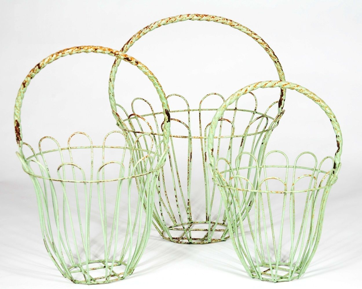 Wrought Iron Round Rope Handle Baskets 3 Sizes