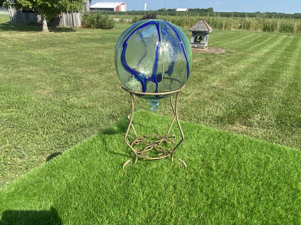 Metal 14" Plant Stand Gazing Ball Holder Decorative Container