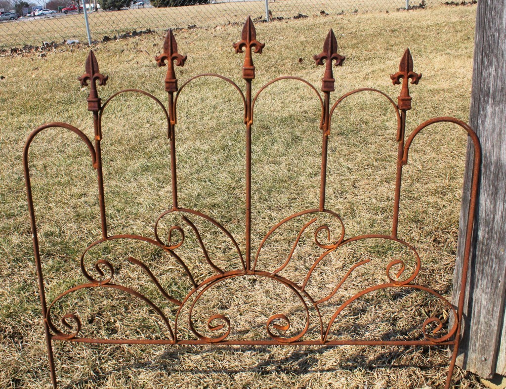 Wrought Iron Sunburst Garden Edging Fence