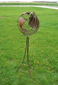 Wrought Iron World Topiary - Uses 12 Gazing Ball