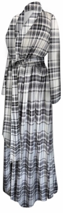 Plus Size Black & White Plaid Robe (XL-9X)