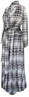 Plus Size Black & White Plaid Robe (XL-9X)