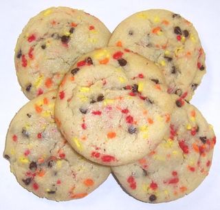 1/2 Pound Summer Jimmie Sugar Cookies with Chocolate Chips in a Decorative Bag