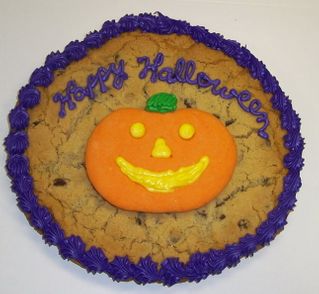 12" 2 Pound Cookie Cake with Pumpkin Cookie