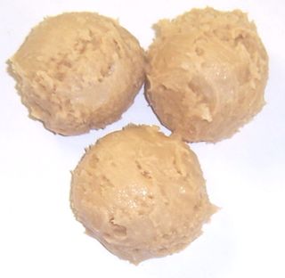 Maple Fudge Balls in a 1/2 Pound Decorative Bag