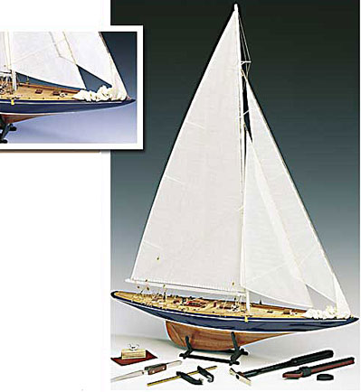 Endeavour Wood Model Kit