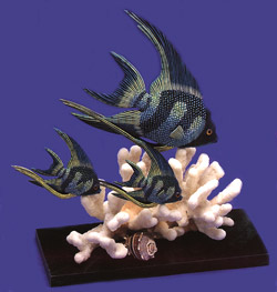 Longfin Scalare Collectible Set by Nature Crafts