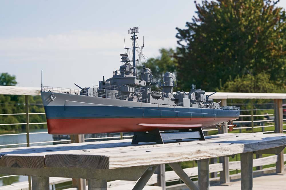 1/72 US Fletcher Class Destroyer ARR - 90% pre-assembled