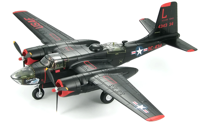 Maquette Avion Douglas A-26C Invader – HobbyMaster – Échelle 1/72 – Métal