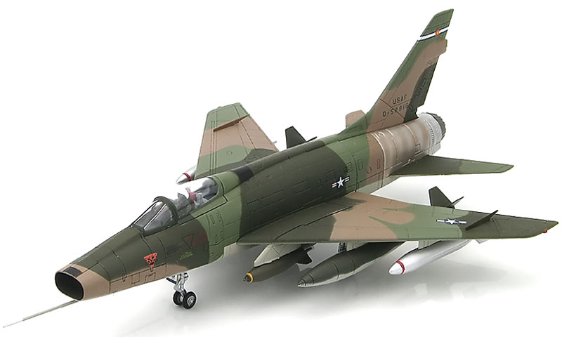 ホビーマスター　F-100D super sabre F-100D Super Sabre, Armee de l'Air EC 4/11 Jura, Djibouti
